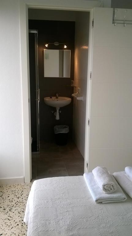 Hostal Paris Ciutadella Ciutadella  Zewnętrze zdjęcie
